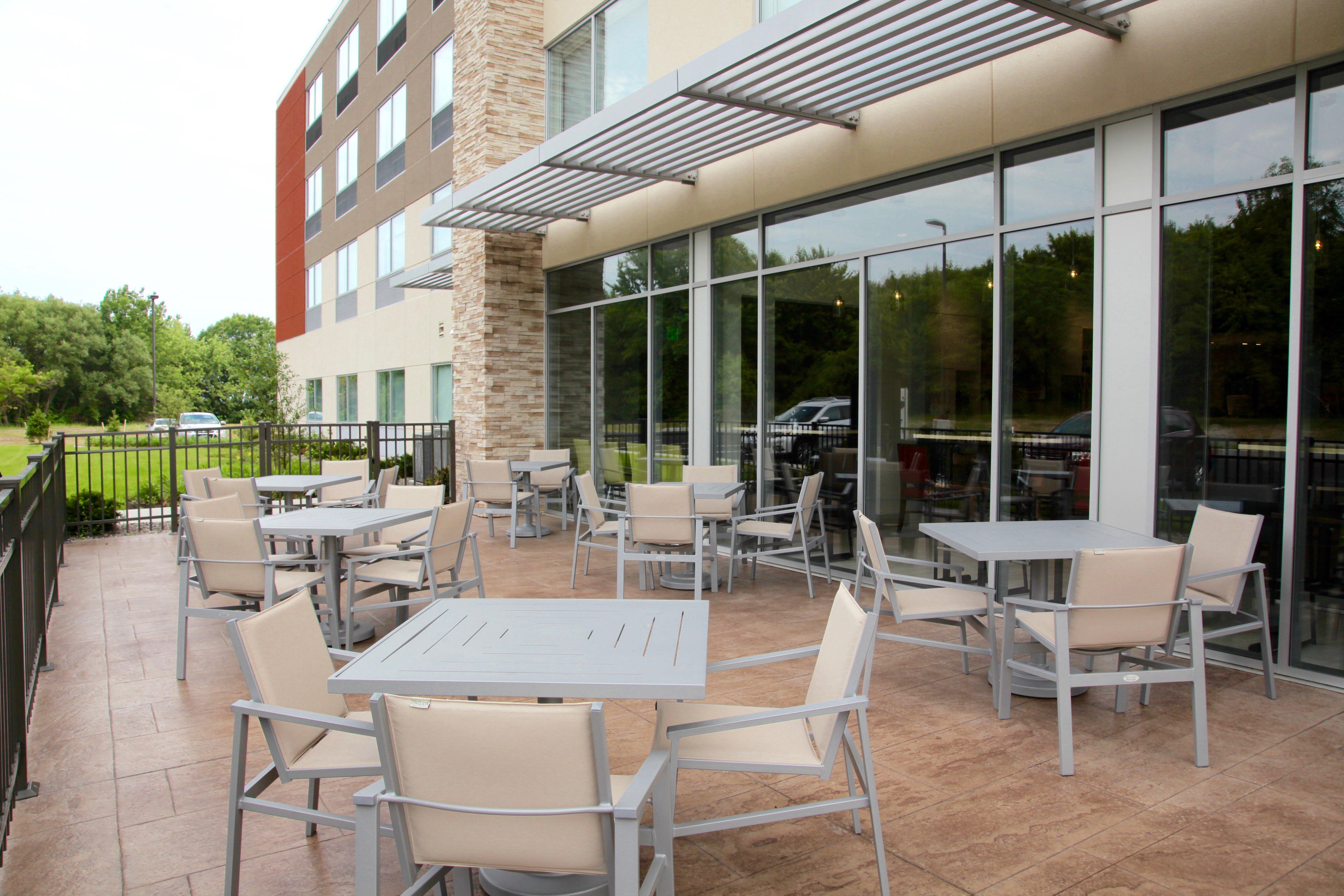 Holiday Inn Express & Suites Oswego By Ihg Екстериор снимка