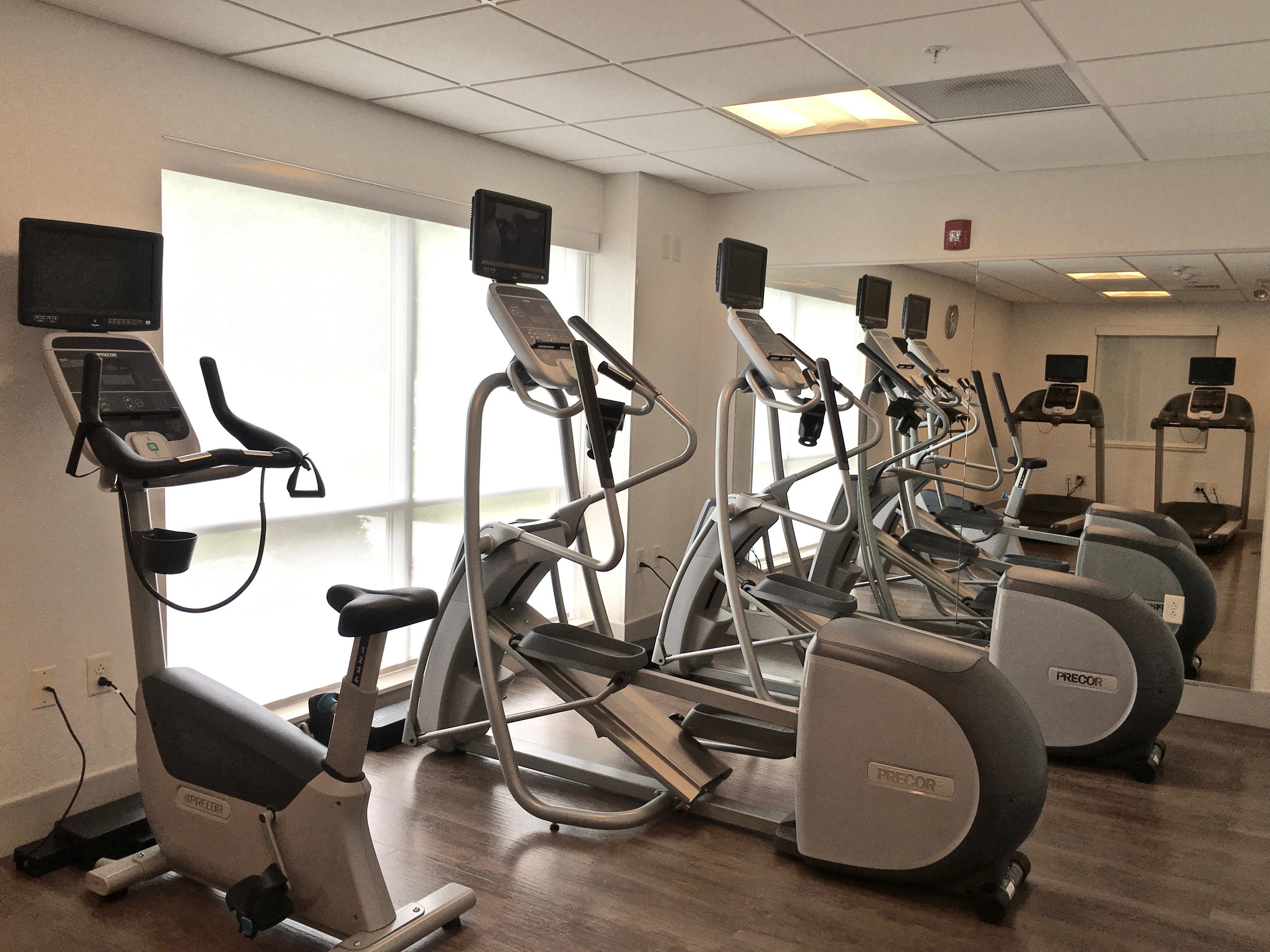 Holiday Inn Express & Suites Oswego By Ihg Екстериор снимка