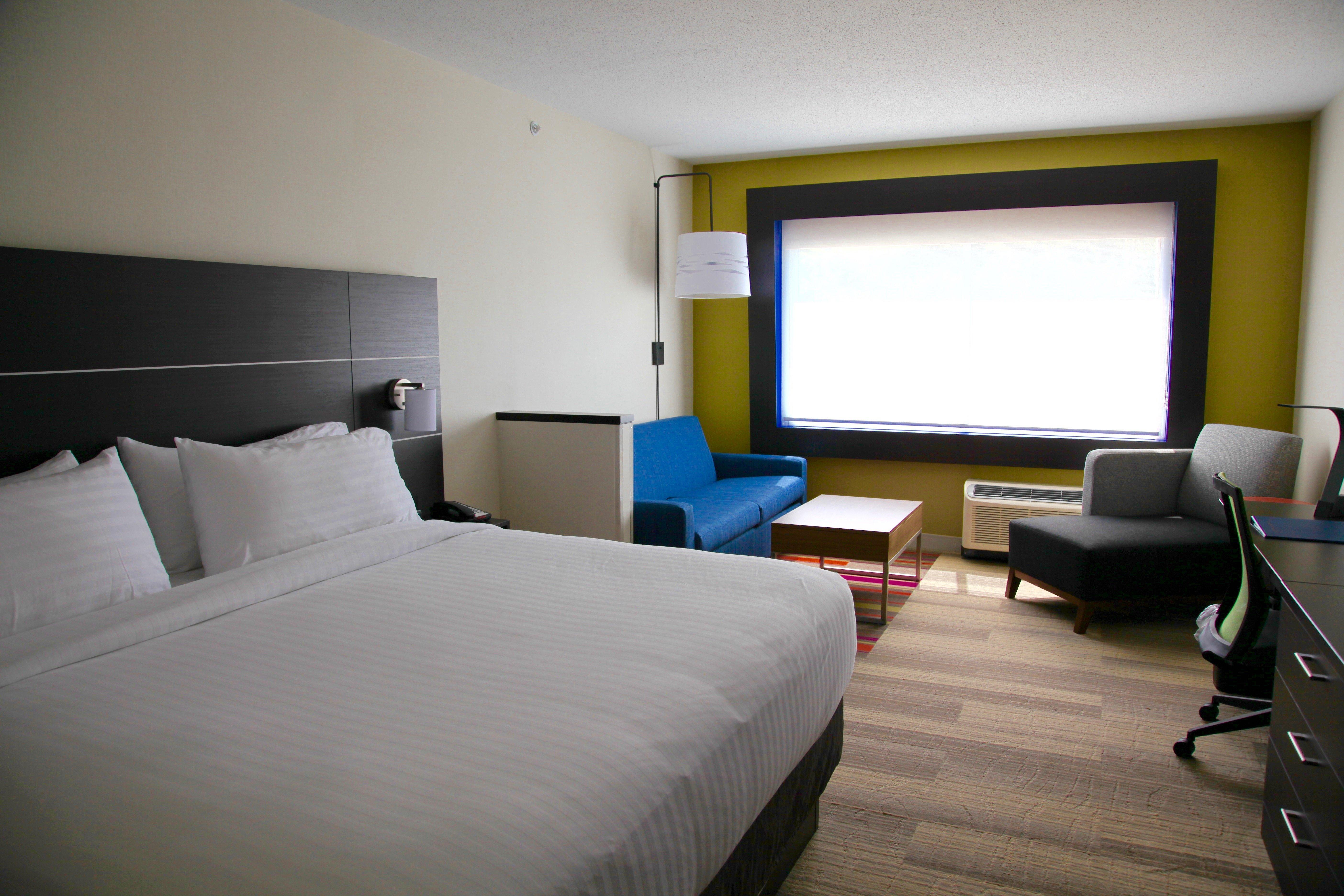 Holiday Inn Express & Suites Oswego By Ihg Екстериор снимка