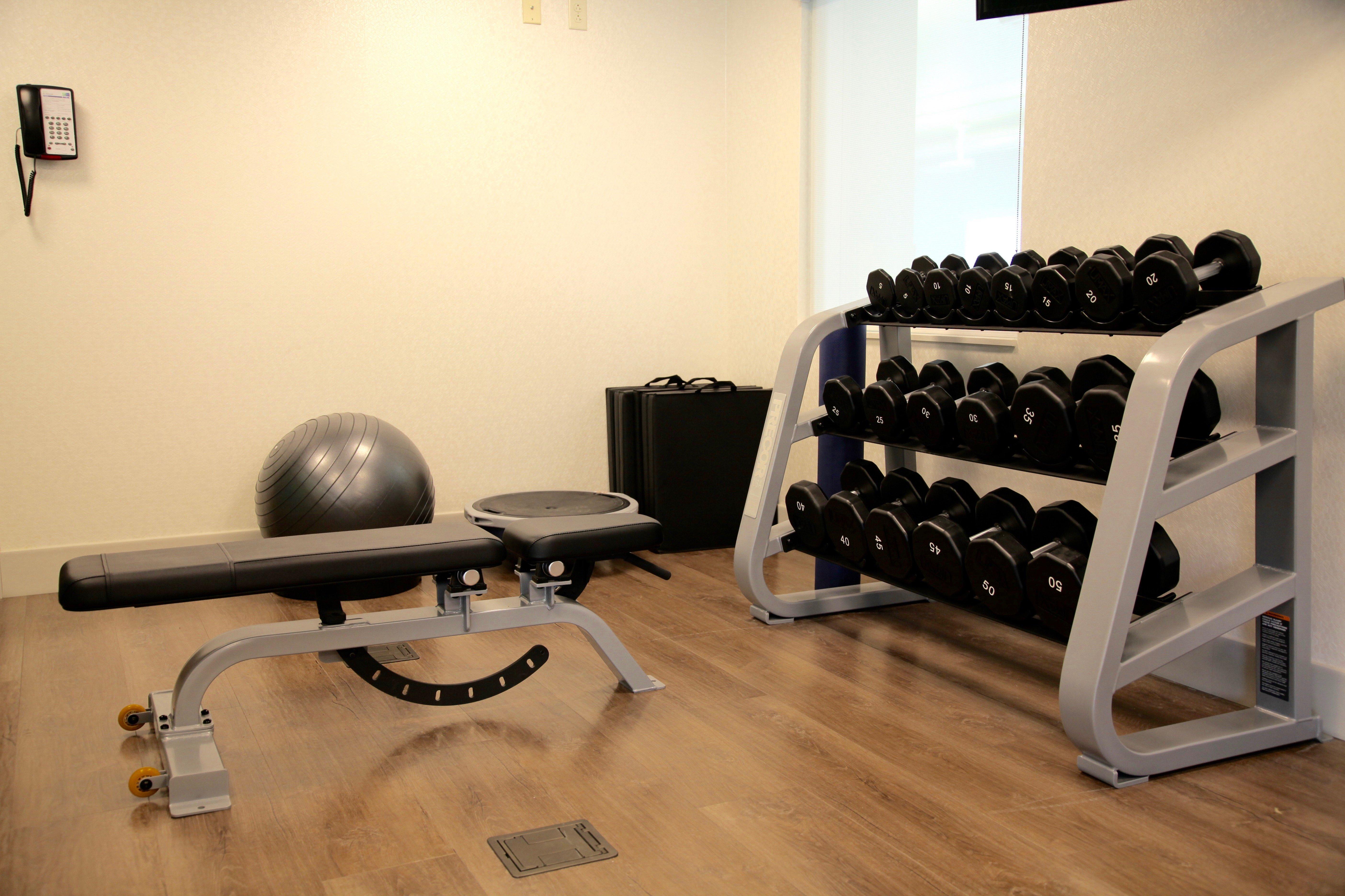 Holiday Inn Express & Suites Oswego By Ihg Екстериор снимка