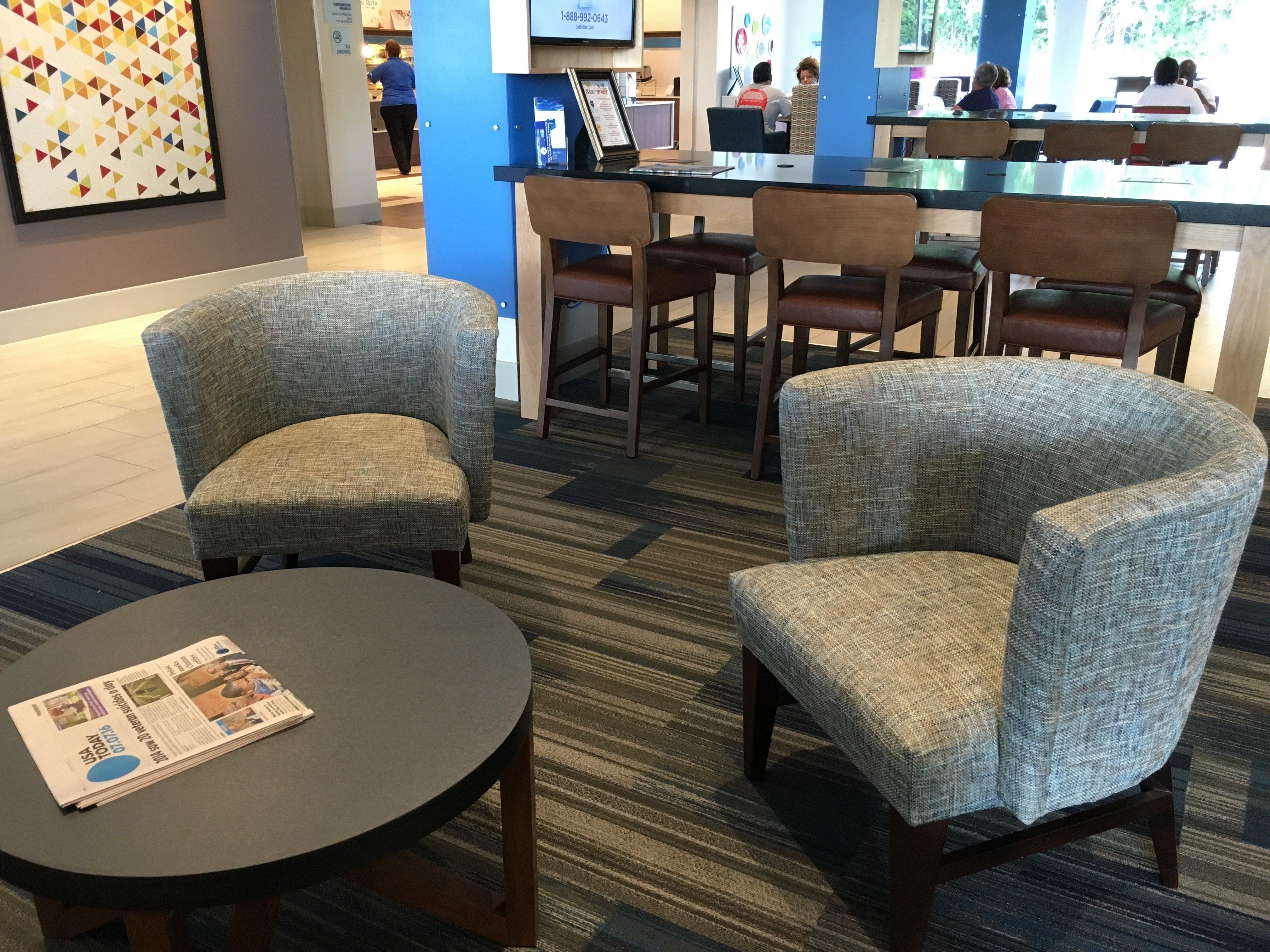 Holiday Inn Express & Suites Oswego By Ihg Екстериор снимка