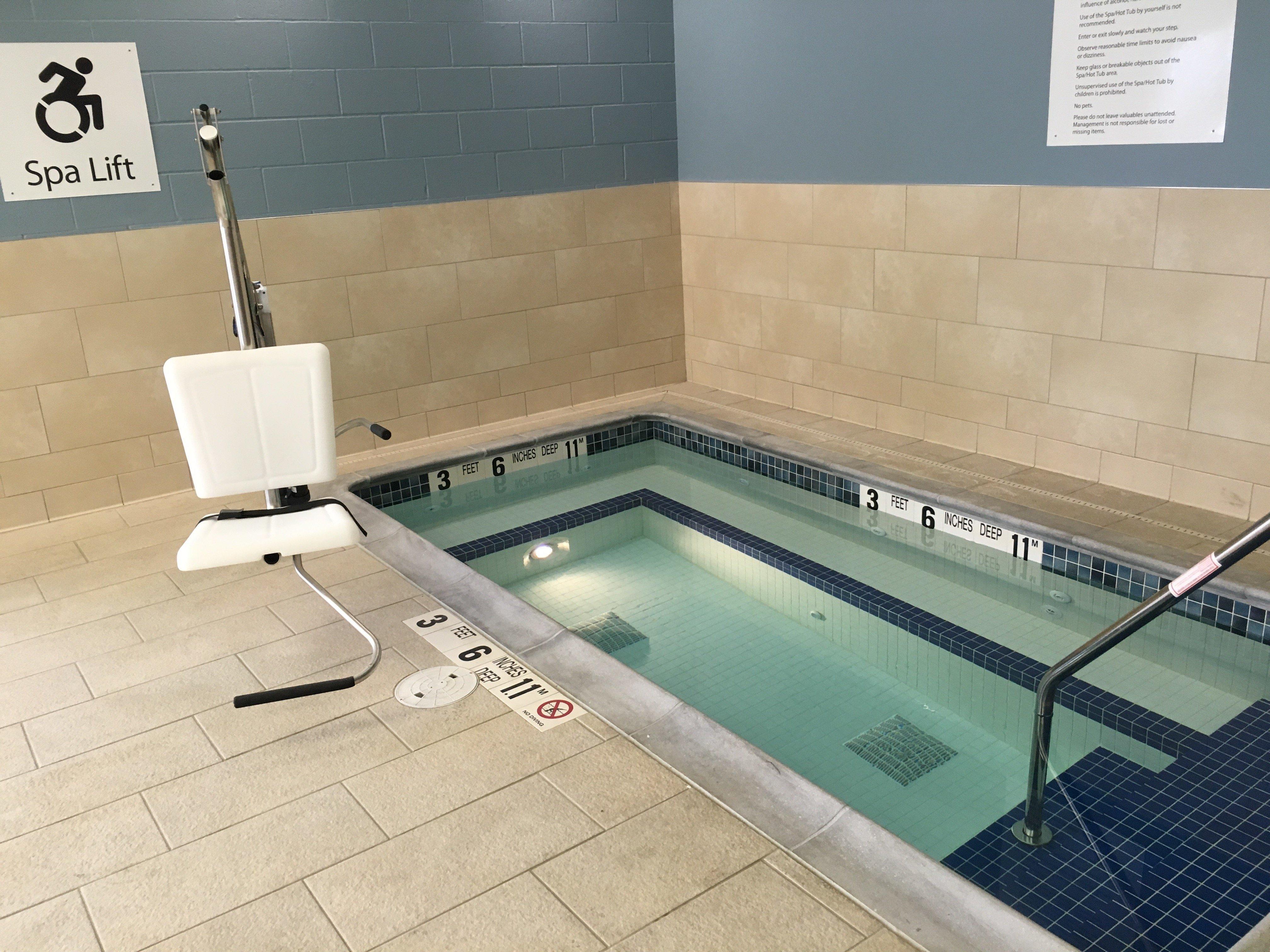 Holiday Inn Express & Suites Oswego By Ihg Екстериор снимка