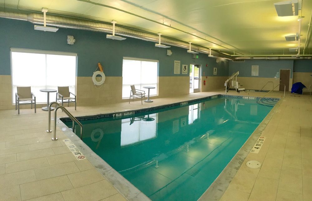 Holiday Inn Express & Suites Oswego By Ihg Екстериор снимка